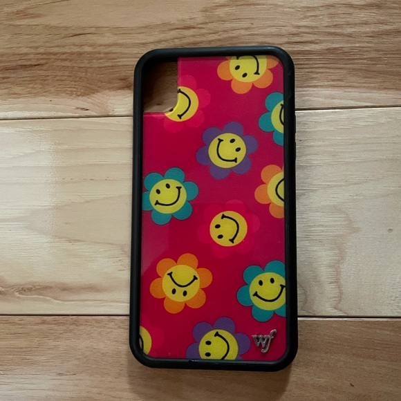 Wildflower iPhone XR phone case - Picture 2 of 2